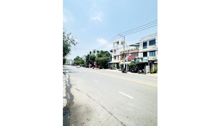 Định Cư Bán Gấp Mặt Tiền KD Man Thiện Hiệp Phú 3 Tầng 106m2_5*21 Chỉ 13 Tỷ Siêu Ngon